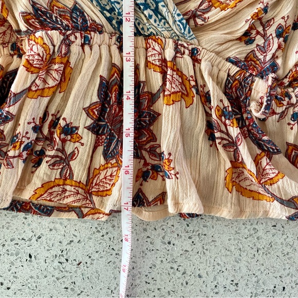 Floral Bohemian Crop Top - Picture 8 of 11